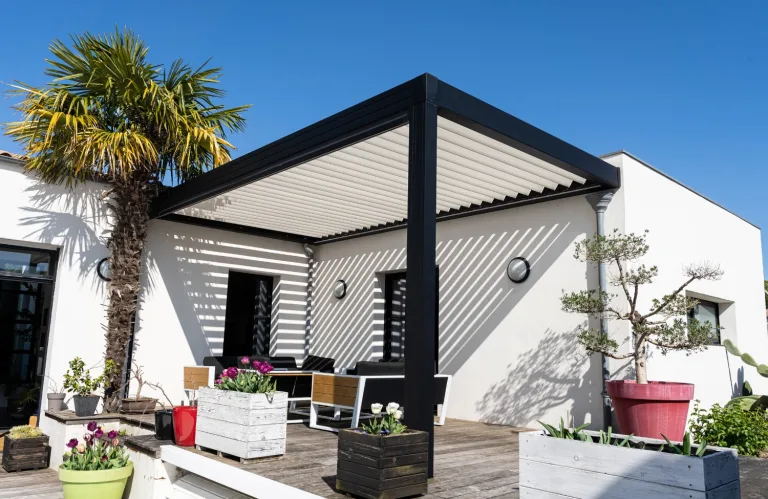 Quelle autorisation pour installer une pergola chez soi ?